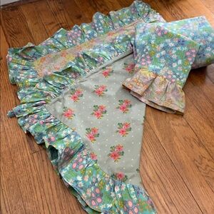 Natural Life Qn Flat 2 pillow cases with ruffles